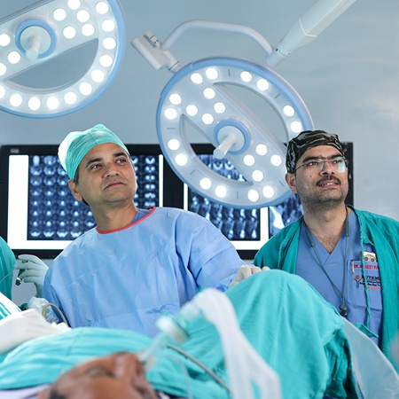 Top Laparoscopy Radical Nephrectomy Surgeons Meerut